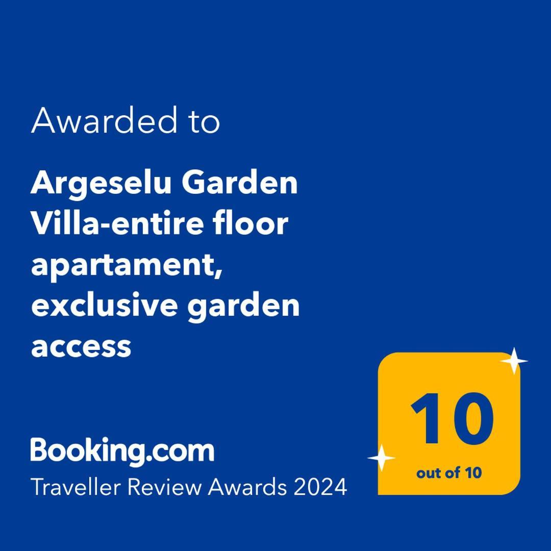 Argeselu Garden Villa - Entire Floor Apartment, Exclusive Garden Access Maracineni Ngoại thất bức ảnh